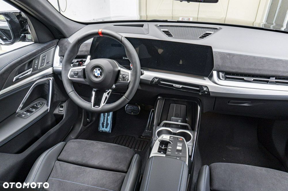 BMW X2 - 28