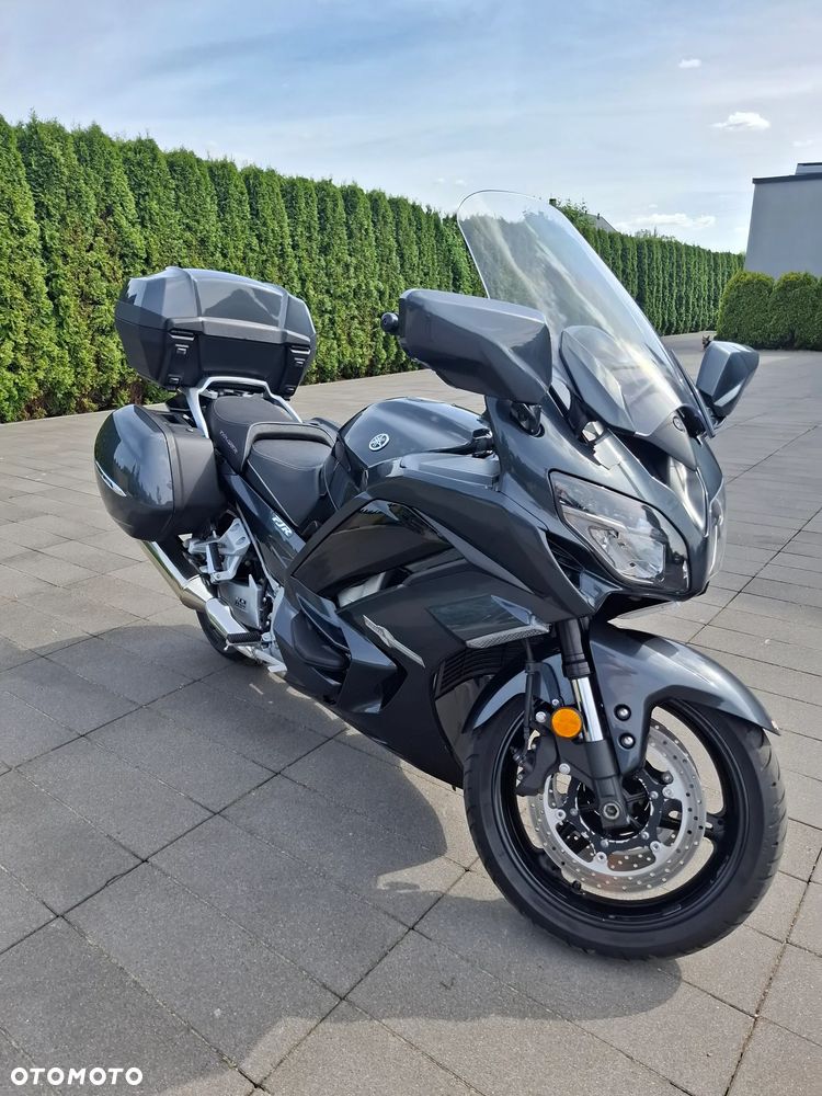 Yamaha FJR - 1