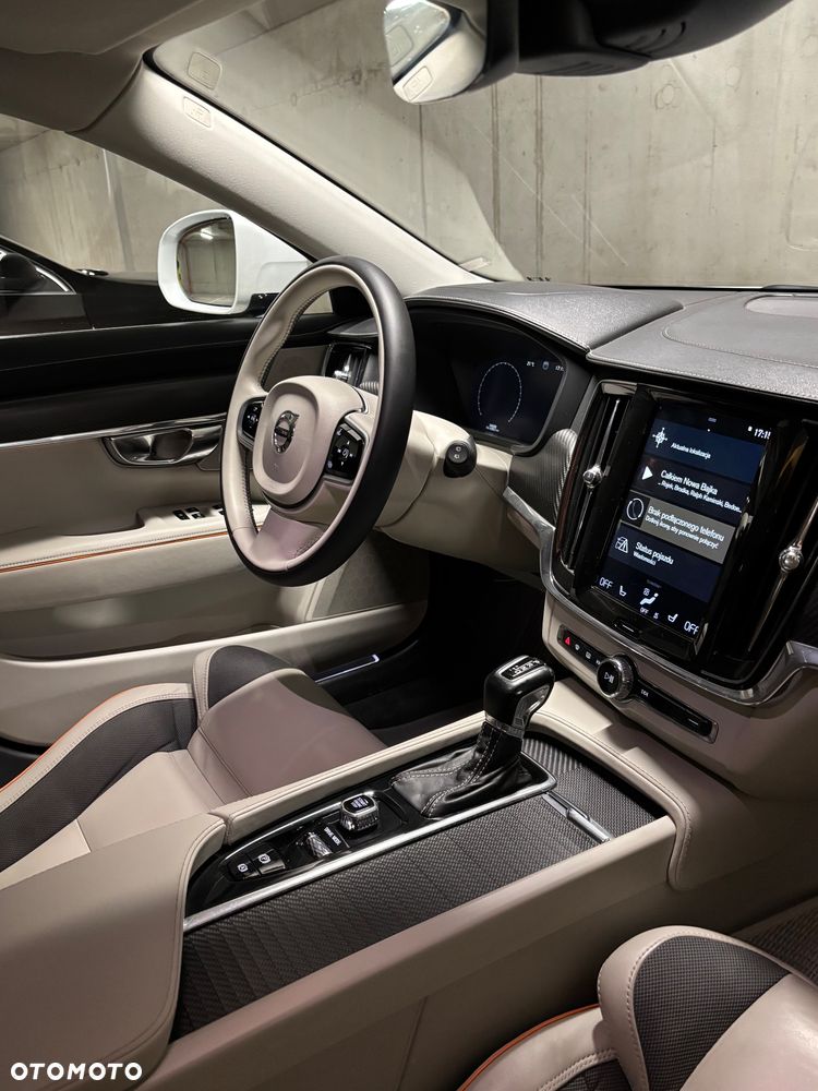 Volvo V90 Cross Country D5 AWD - 12