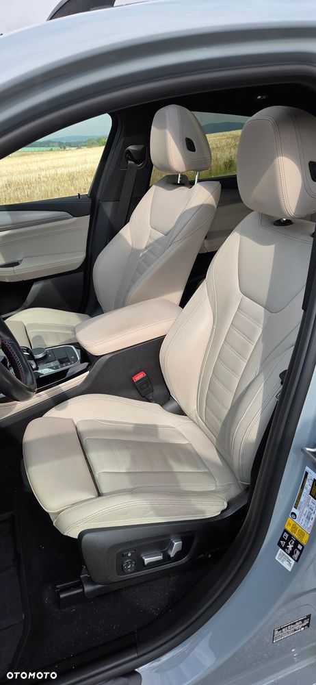 BMW X4 xM40i - 11