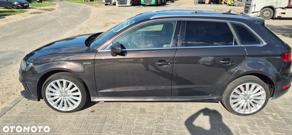 Audi A3 Sportback 1.4 TFSI E-tron Attraction e-S tronic - 7