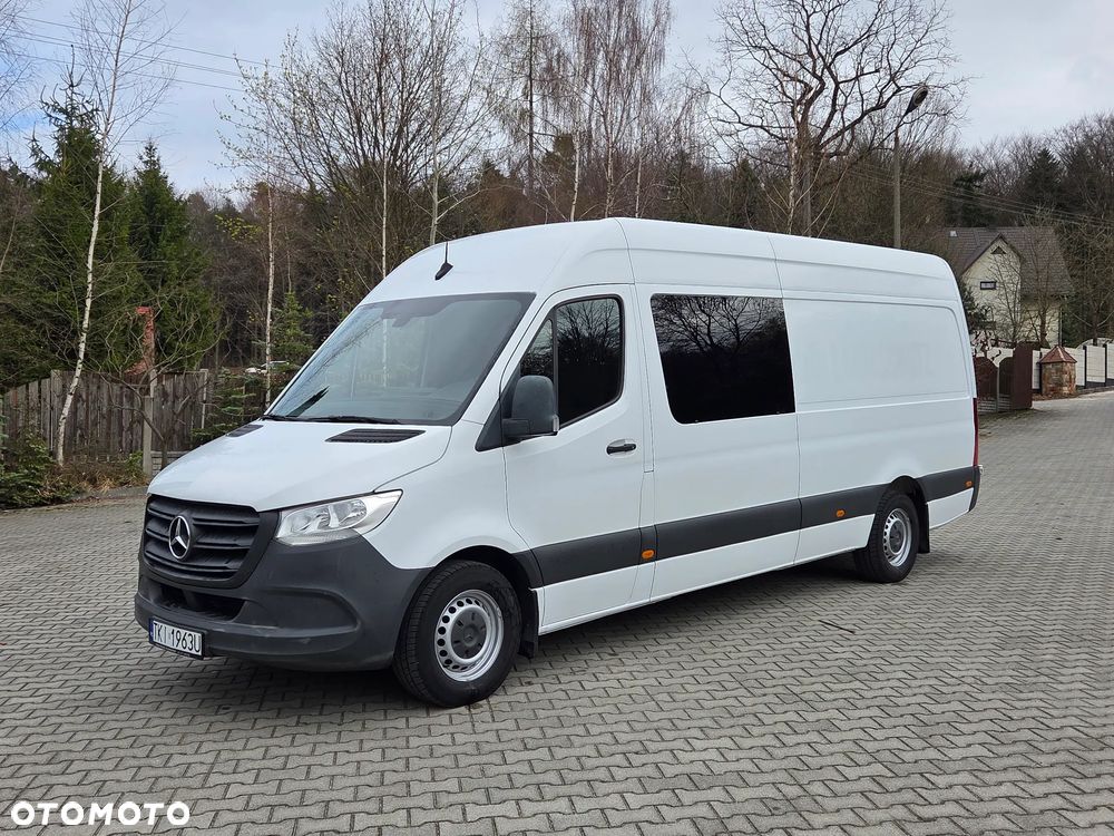 Mercedes-Benz Sprinter - 1
