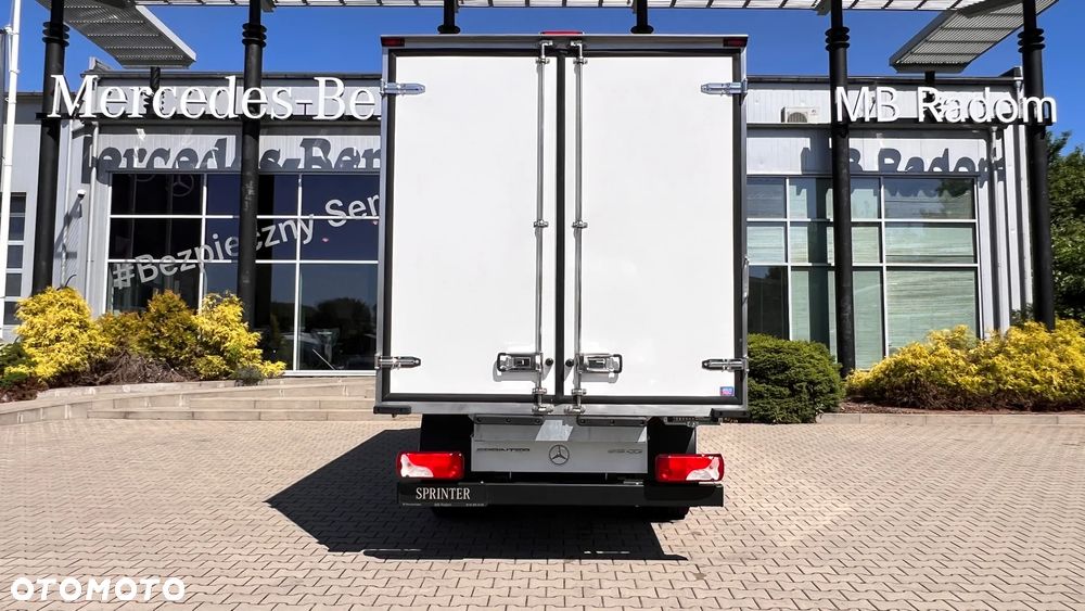 Mercedes-Benz Sprinter 519 CDI - 10