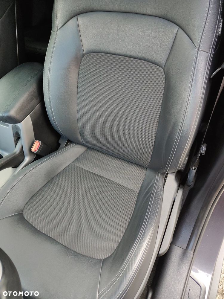 Kia Sportage 1.7 CRDI 2WD Spirit - 35