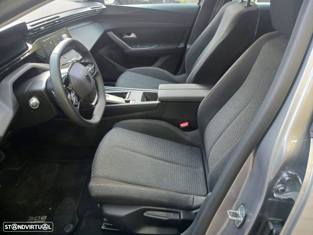 Peugeot 308 1.2 Hybrid Allure e-DCS6 - 29