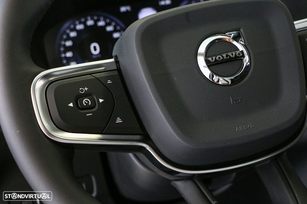 Volvo XC 40 2.0 D3 Momentum - 11