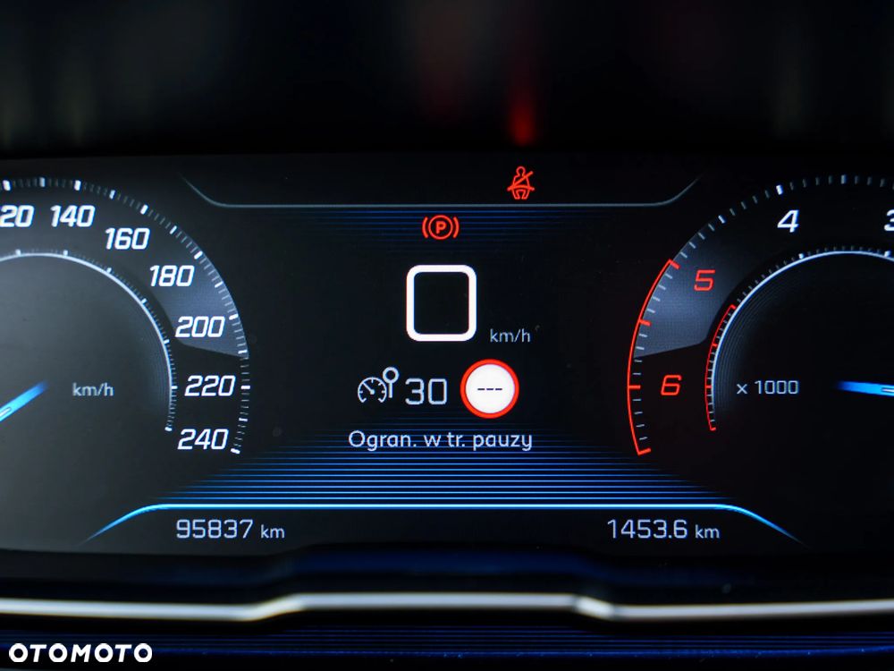 Peugeot 3008 1.5 BlueHDi Allure S&S - 28