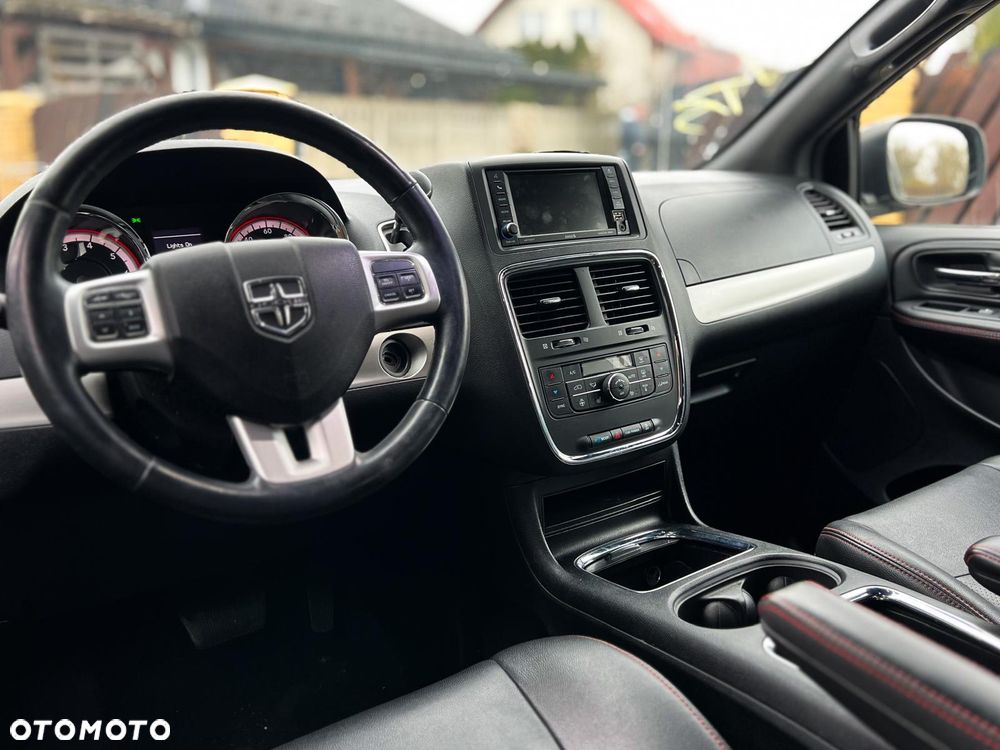 Dodge Grand Caravan 3.8 SXT - 9