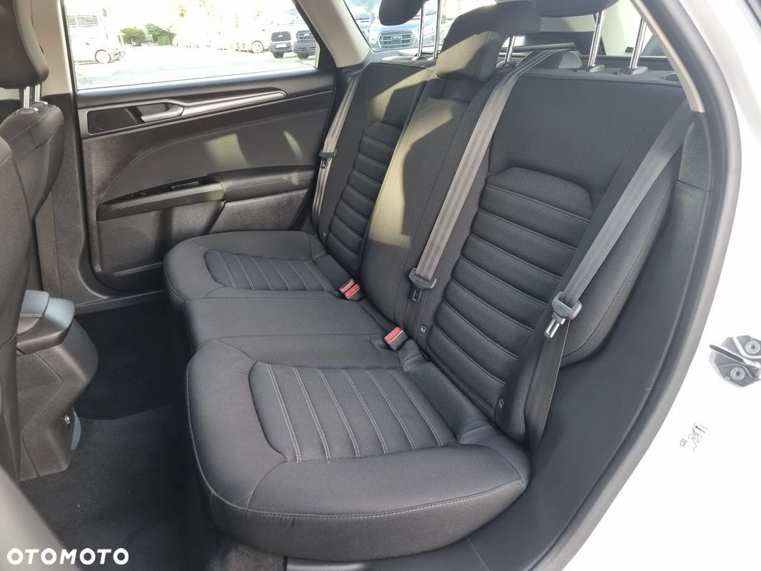 Ford Mondeo 2.0 TDCi Ambiente Plus - 13