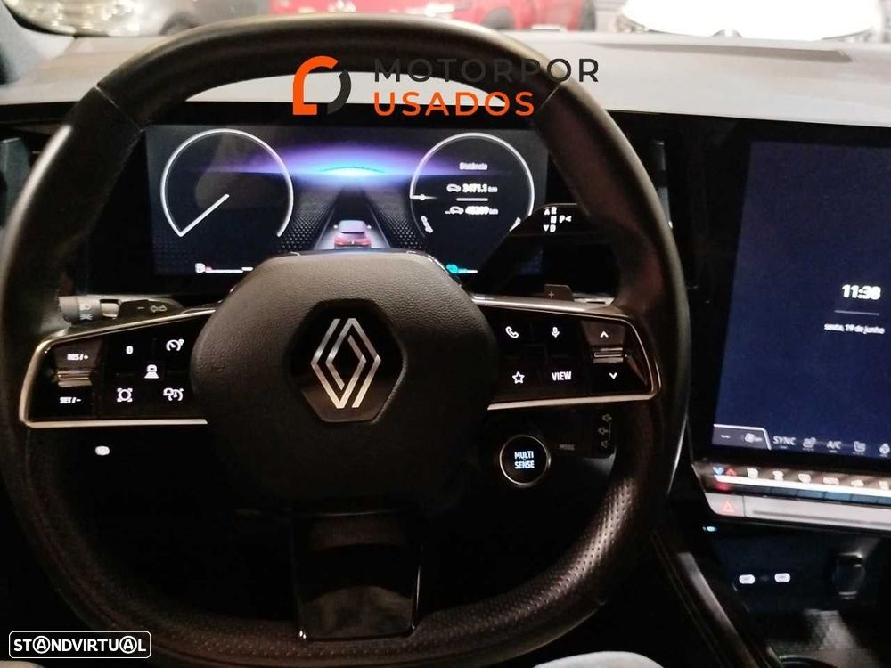 Renault Austral 1.2 E-Tech Iconic - 18
