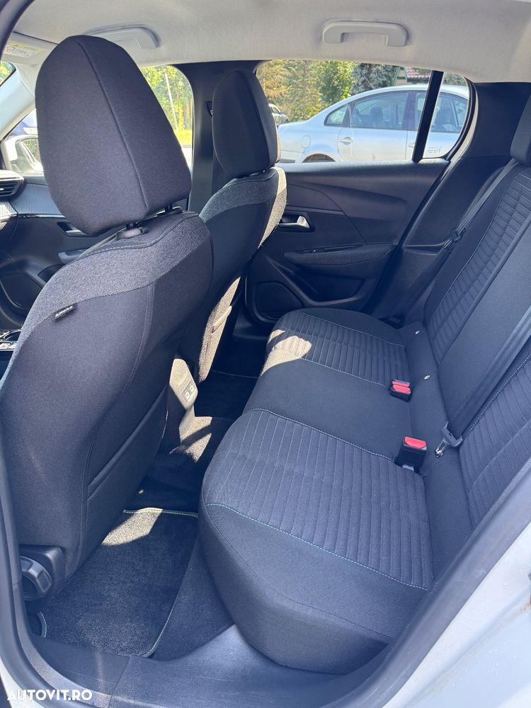 Peugeot 208 e-208 100 kW Style - 12