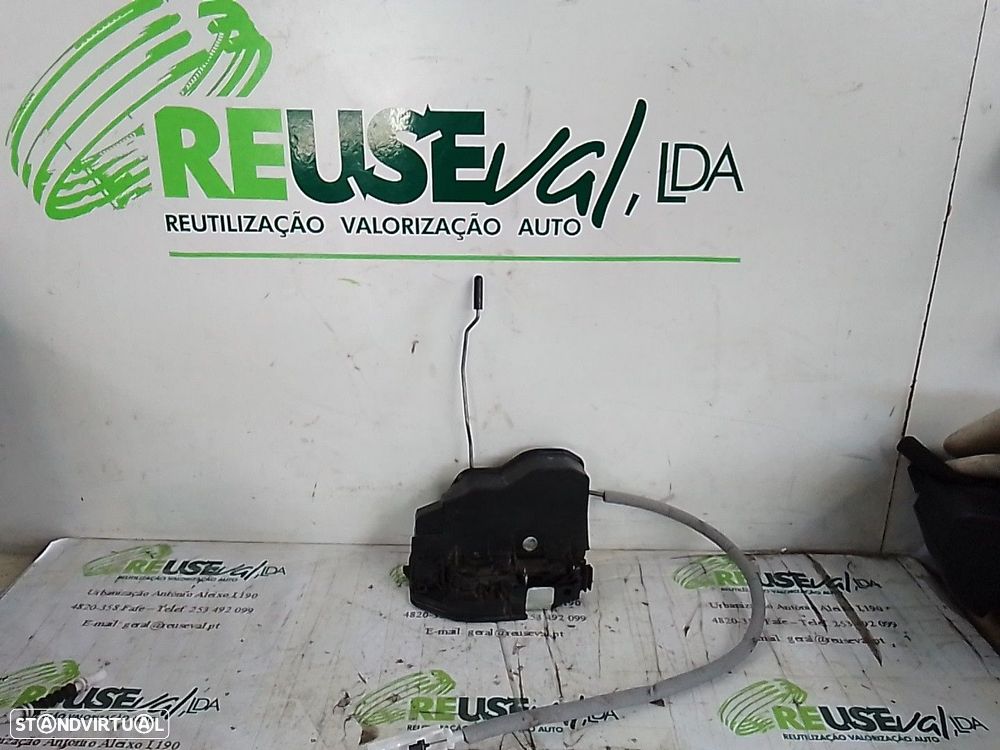 Fecho Da Porta Trás Esq Bmw 1 (F20) - 1