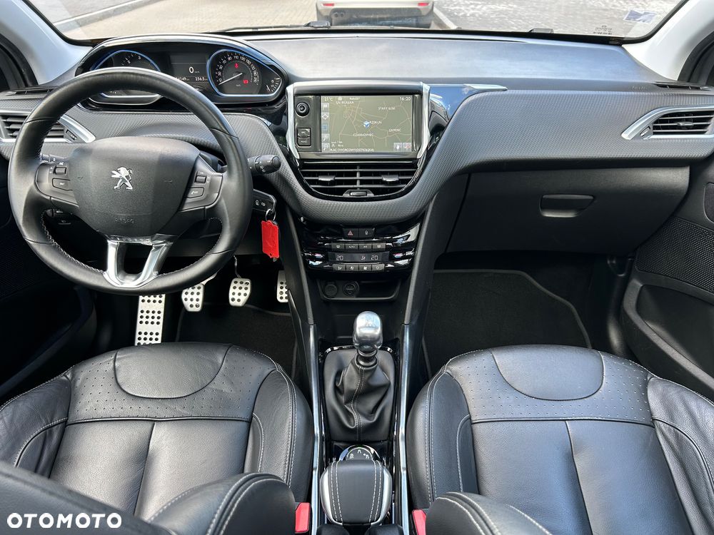 Peugeot 2008 1.6 e-HDi Allure S&S - 20