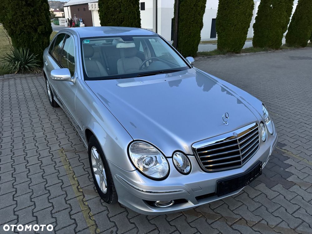 Mercedes-Benz Klasa E 280 4Matic Automatik Elegance - 35