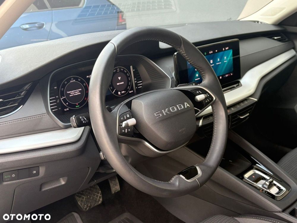 Skoda Octavia 1.5 TSI mHEV Selection DSG - 12