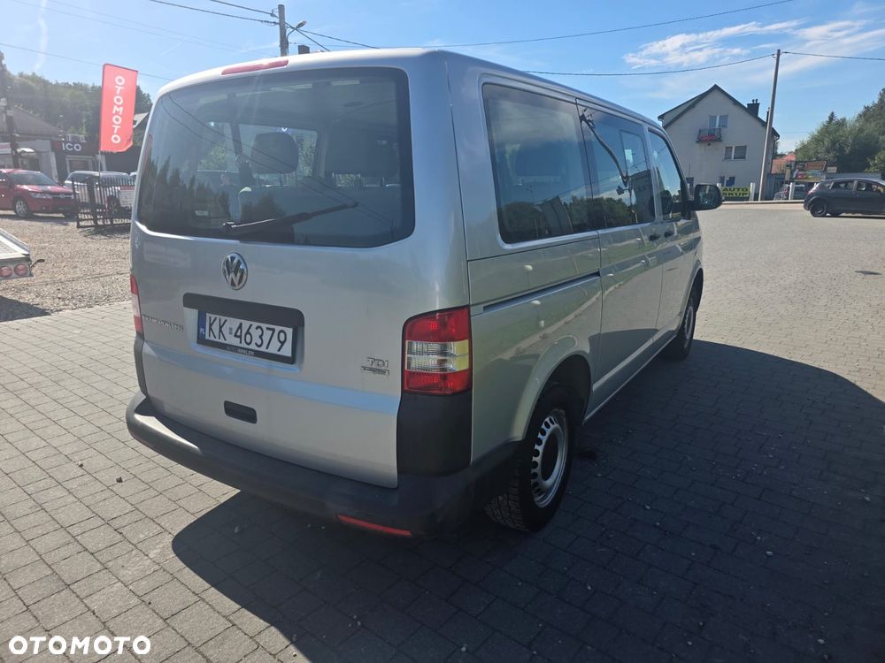 Volkswagen Transporter - 5