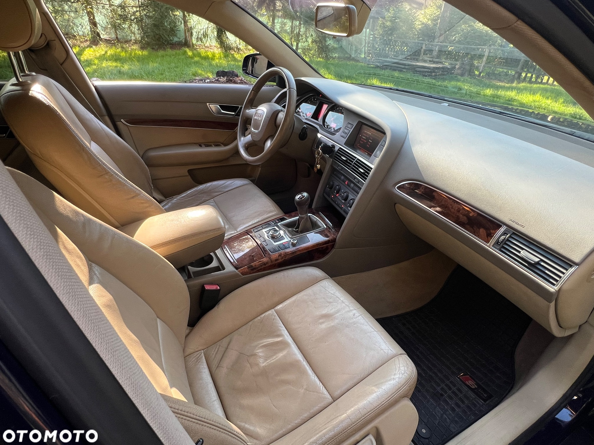 Audi A6 2.4 - 21