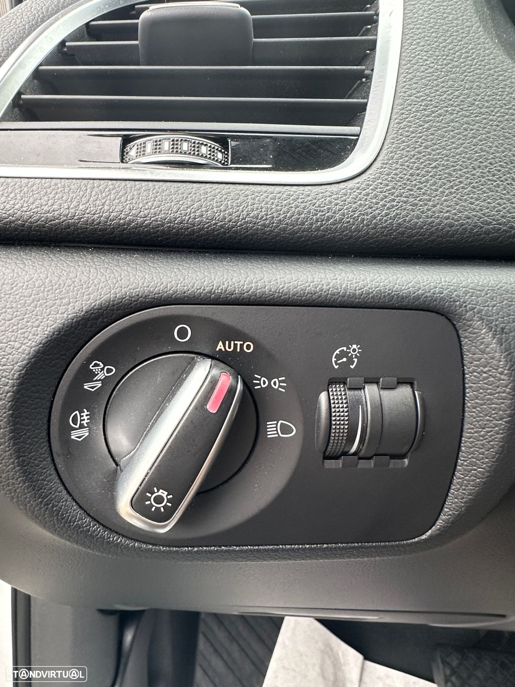 Audi Q3 2.0 TDI S tronic - 15