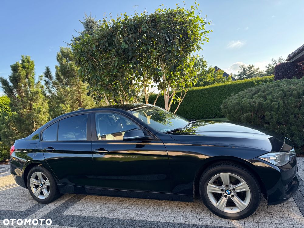 BMW Seria 3 - 2