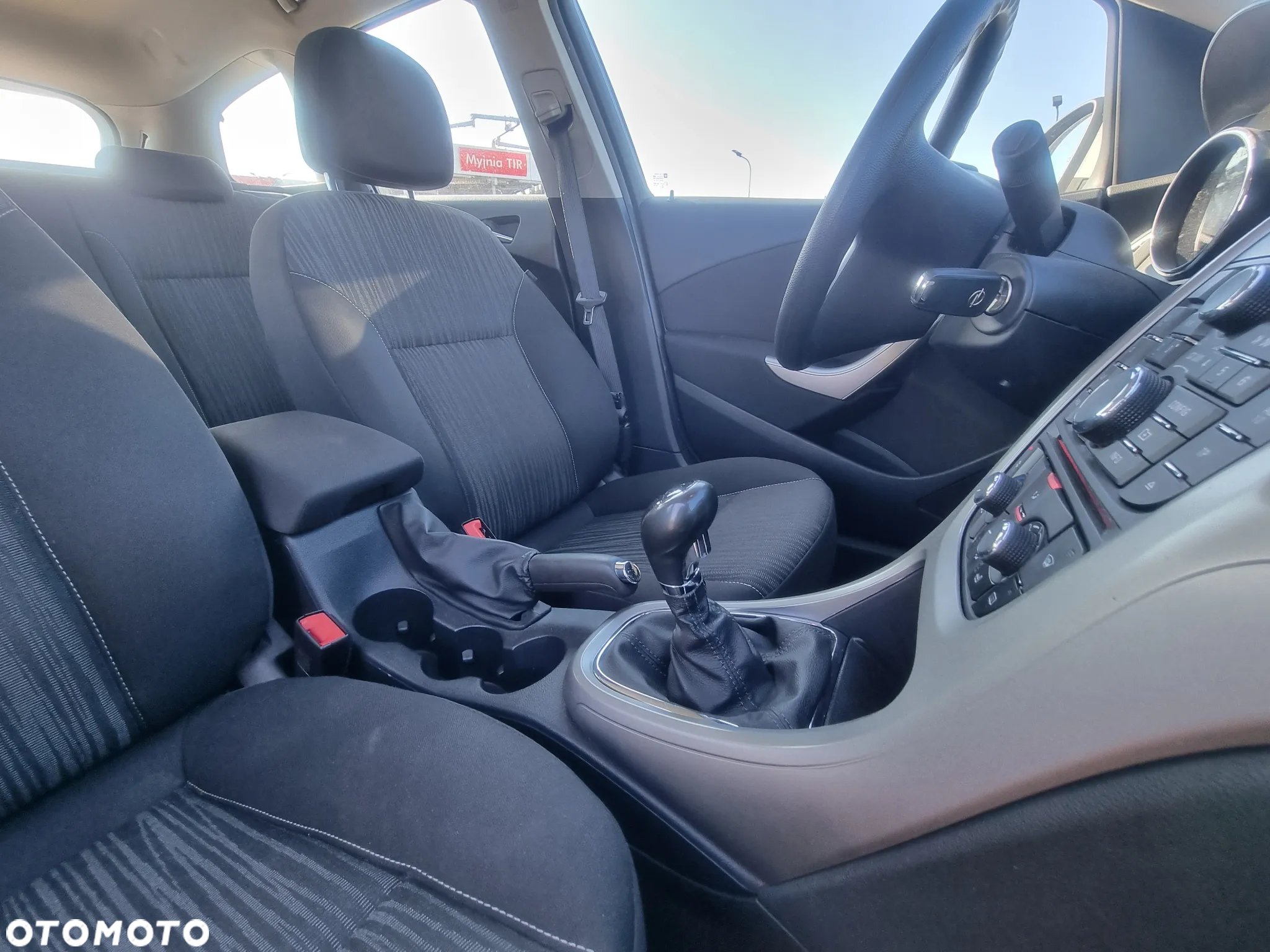 Opel Astra 1.7 CDTI DPF Sports Tourer Exklusiv - 28