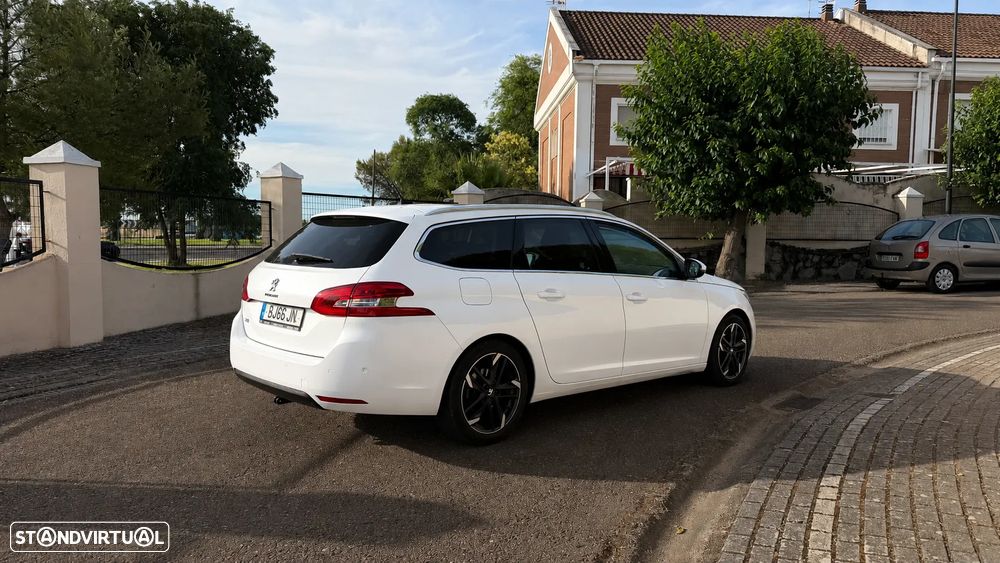 Peugeot 308 SW PureTech 130 Stop & Start Allure - 3