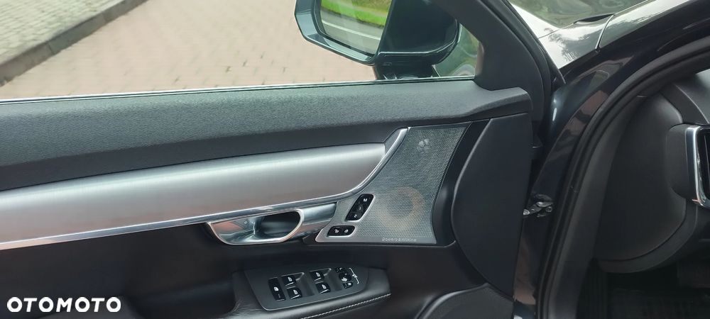Volvo S90 D4 SCR Momentum Pro - 11
