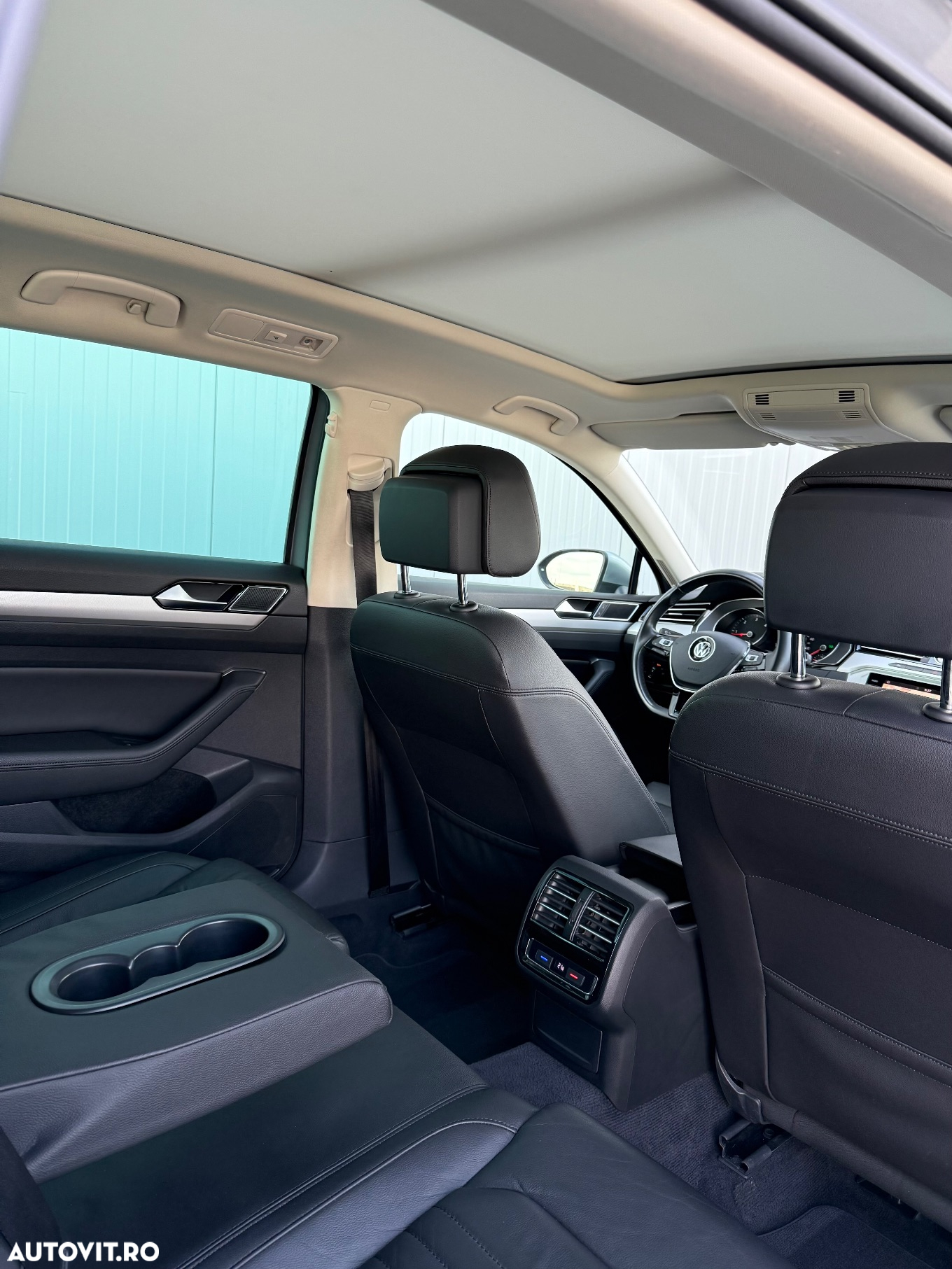 Volkswagen Passat Variant 2.0 TDI DSG Comfortline - 32