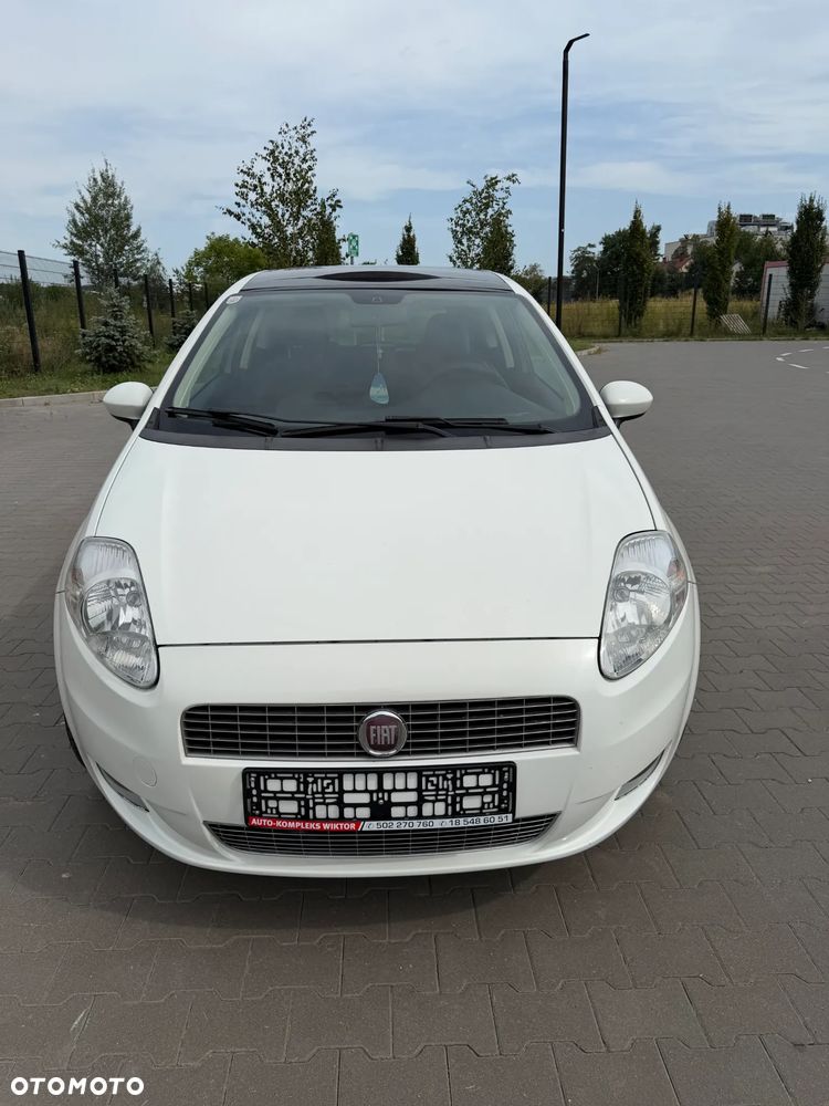Fiat Grande Punto - 8