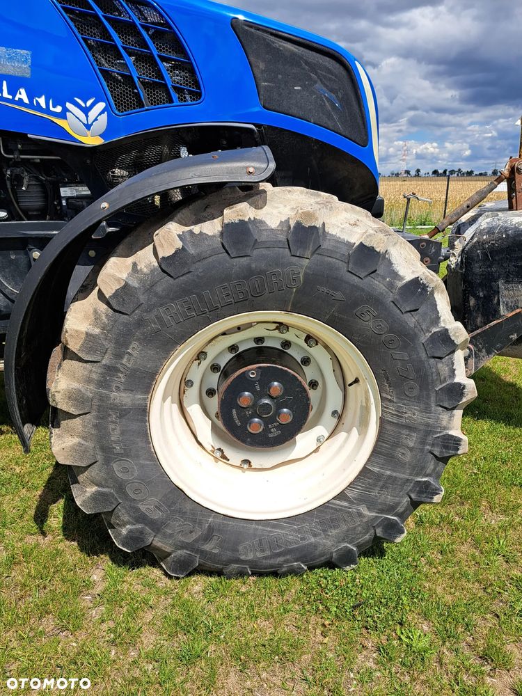 New Holland T8.300 - 14