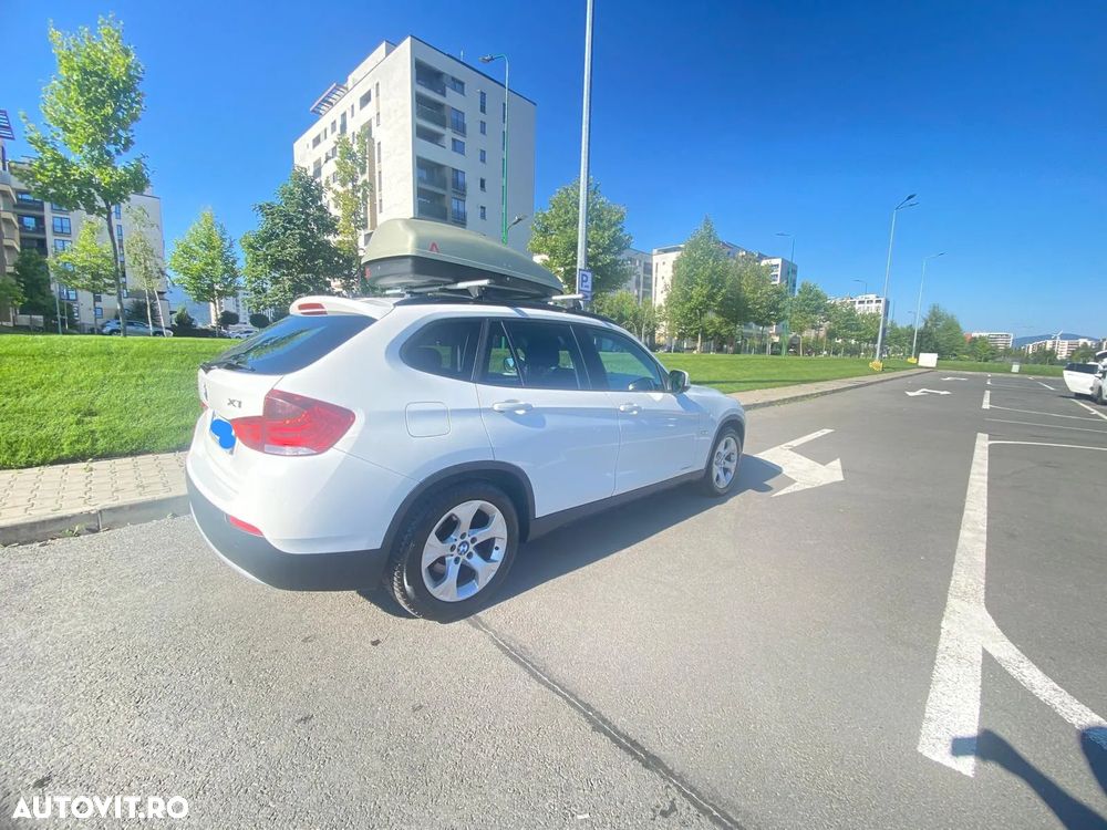 BMW X1 xDrive20d - 10