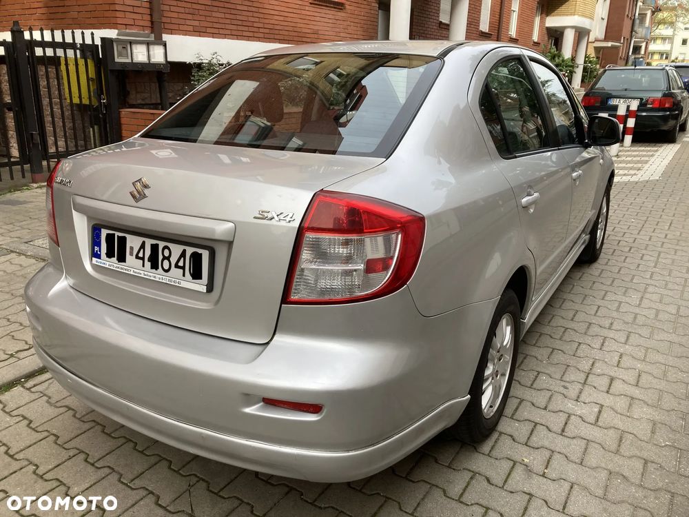 Suzuki Sx4 2008 photo 4