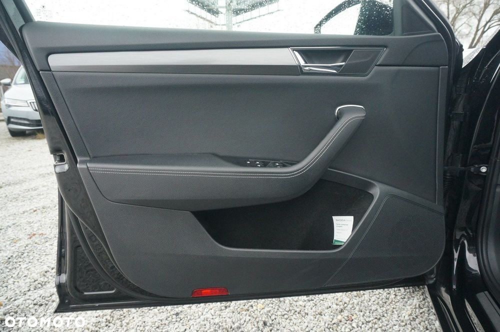 Skoda Superb 1.5 TSI Style DSG - 21