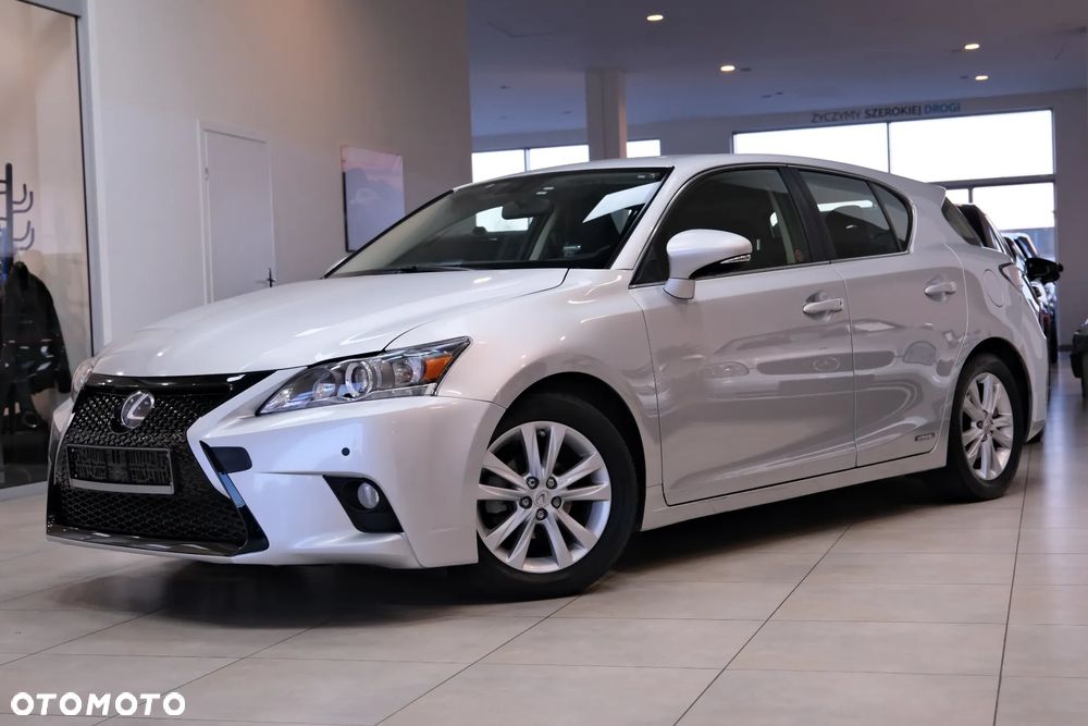 Lexus CT - 21