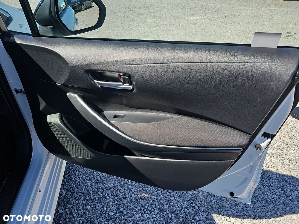 Toyota Corolla 1.8 Hybrid Comfort - 22