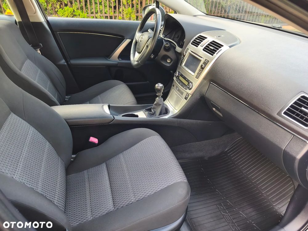 Toyota Avensis 1.8 Business Edition - 26