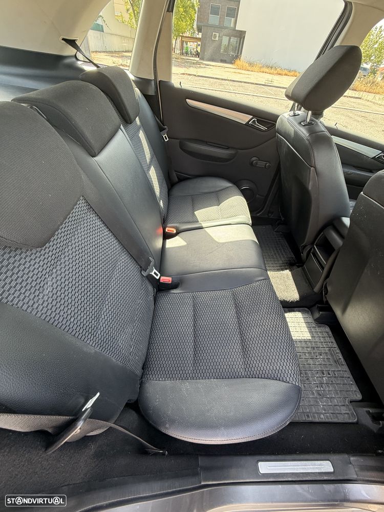 Mercedes-Benz B 180 CDI DPF - 13