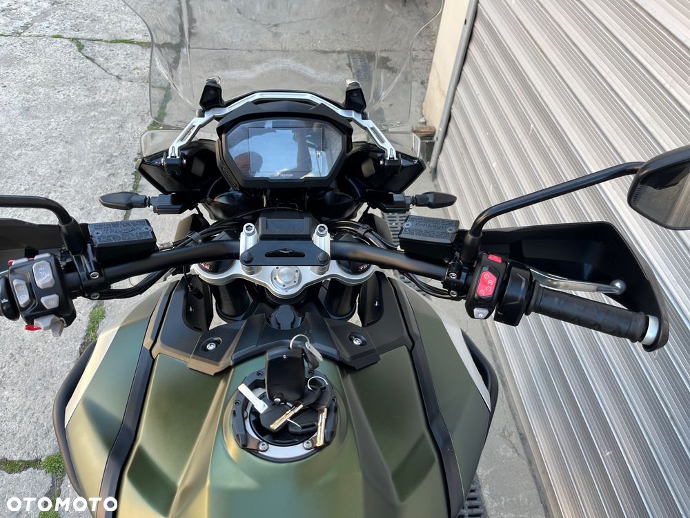 Triumph Tiger - 27