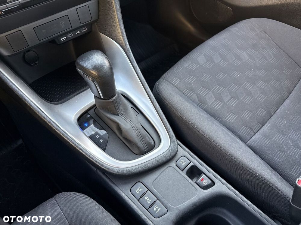 Toyota Yaris Hybrid 1.5 Comfort - 24