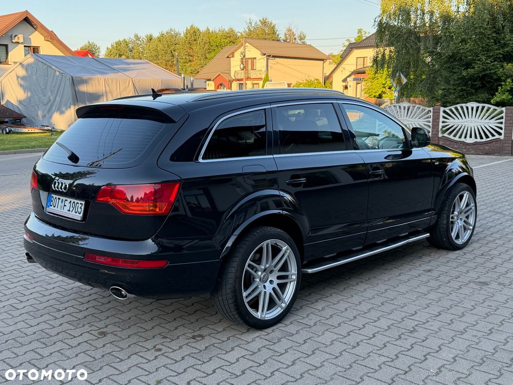 Audi Q7 - 13