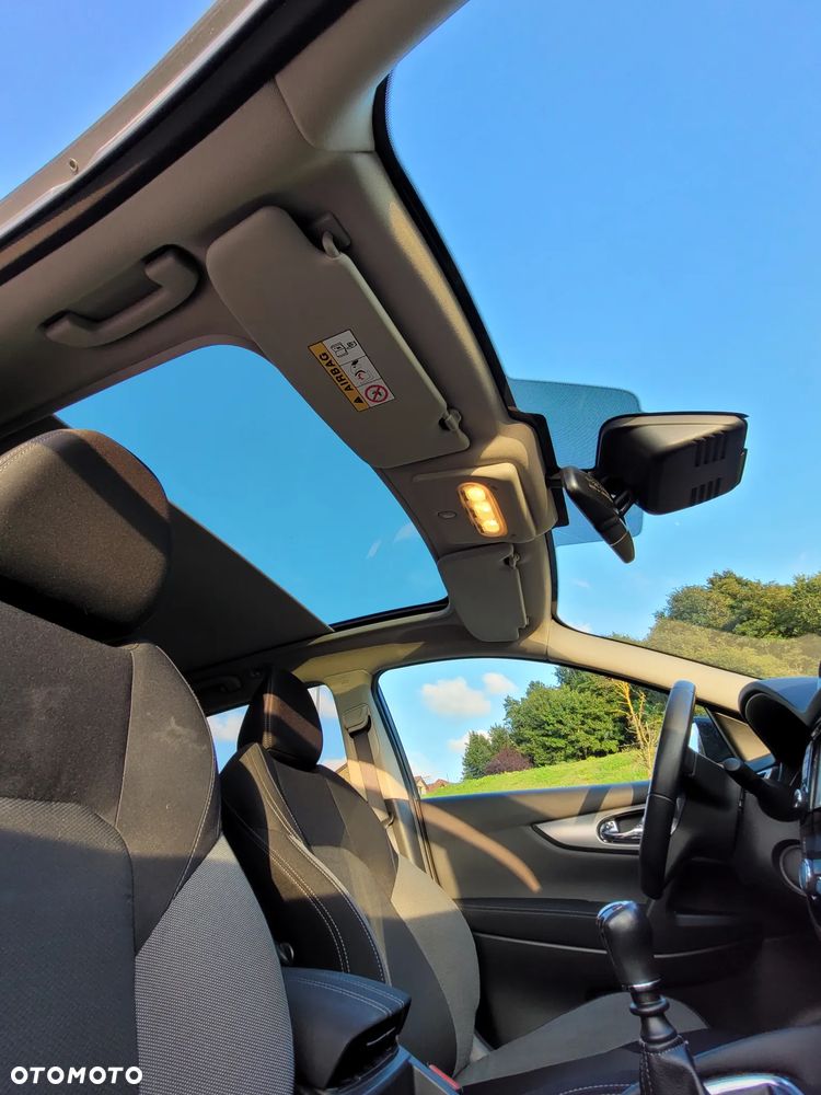 Nissan Qashqai 1.2 DIG-T N-Connecta - 5