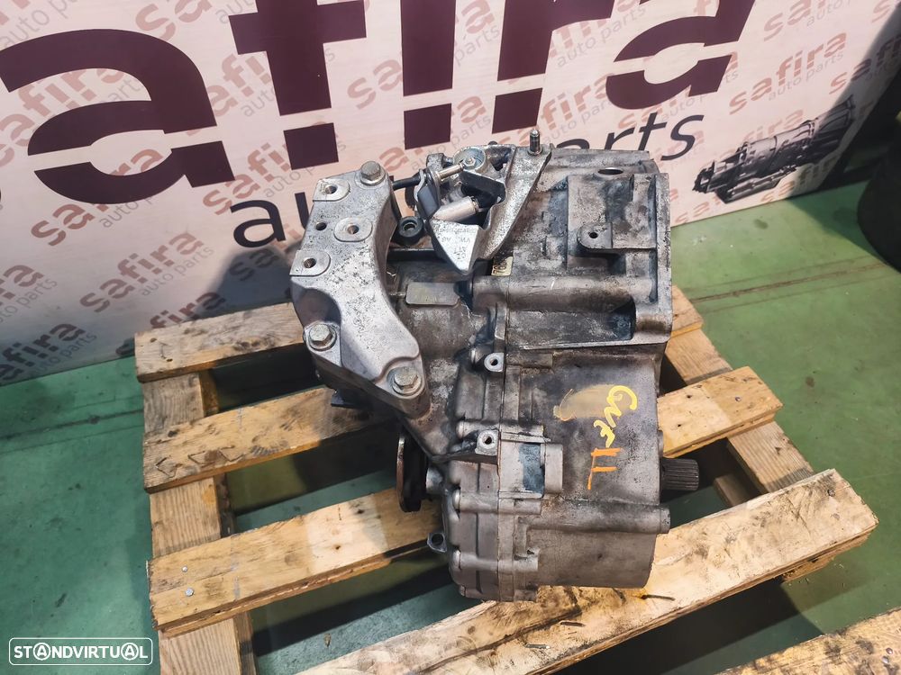 CAIXA DE 6 VELOCIDADES VOLKSWAGEN TOURAN / GOLF V 5 2.0TDI GNE / GRF - 1