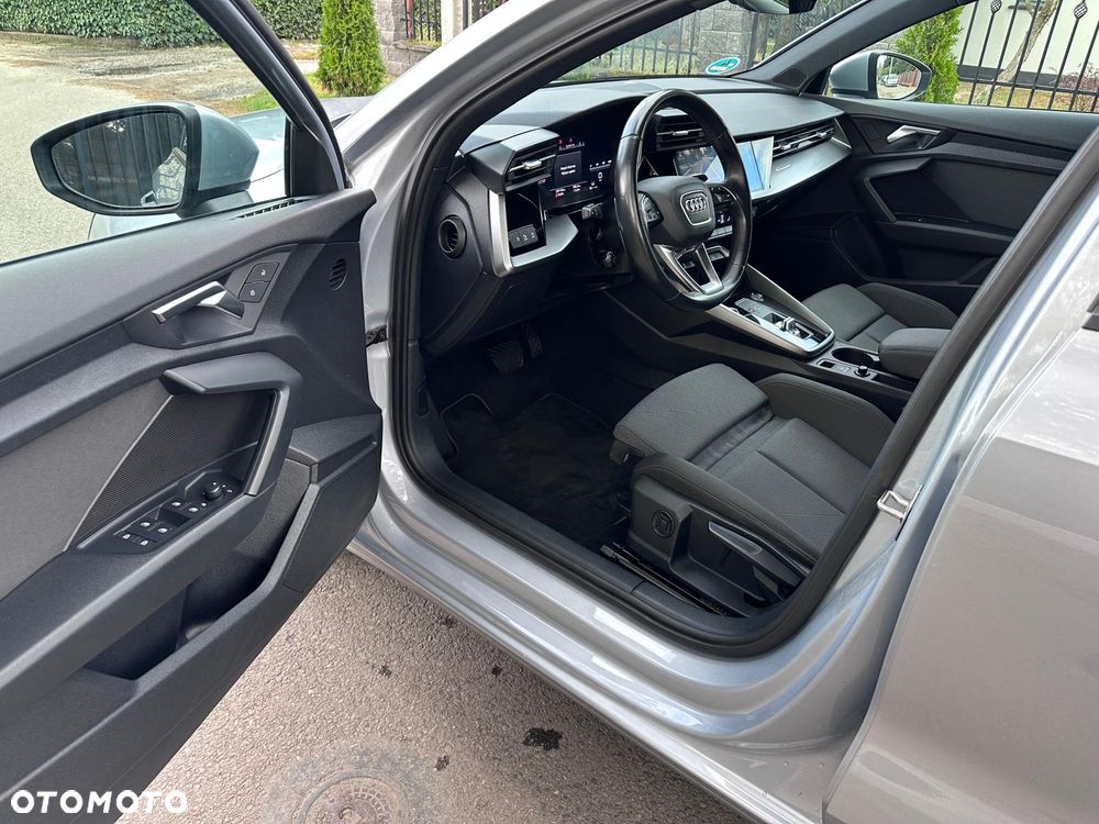 Audi A3 Sportback 35 TDI S tronic - 13