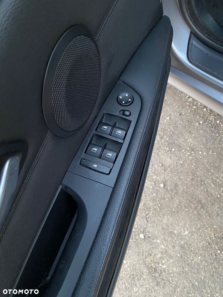 BMW Seria 3 320d Efficient Dynamics - 15