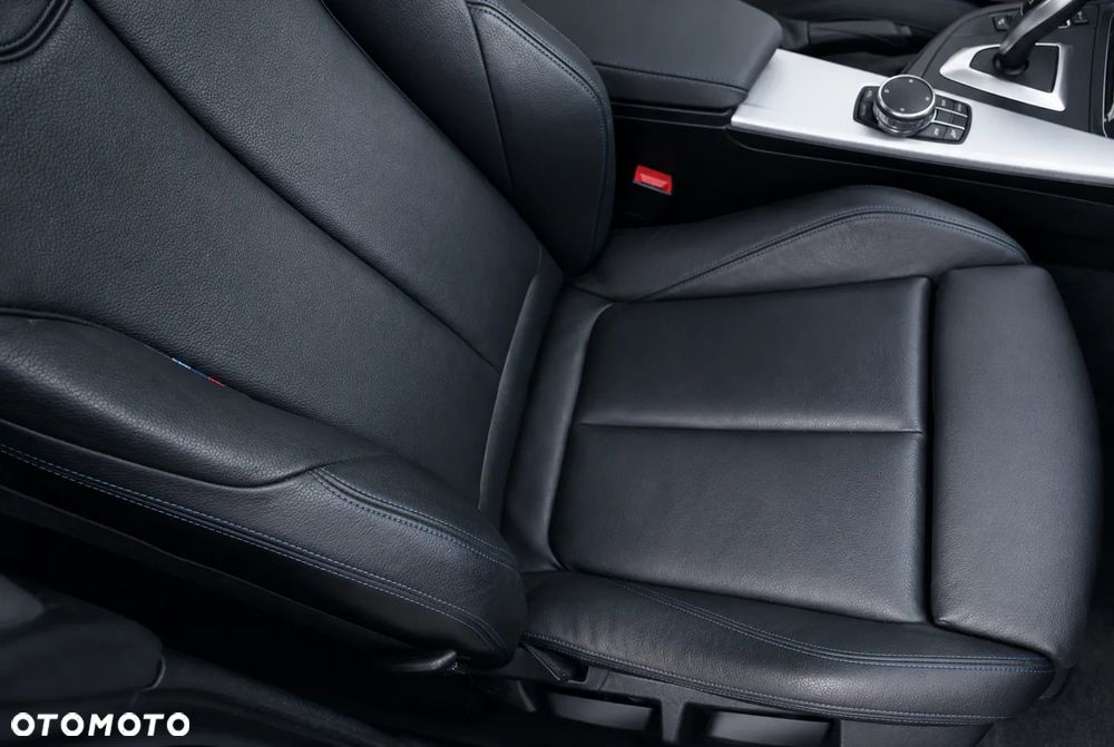 BMW 3GT 320d xDrive Sport Line - 8