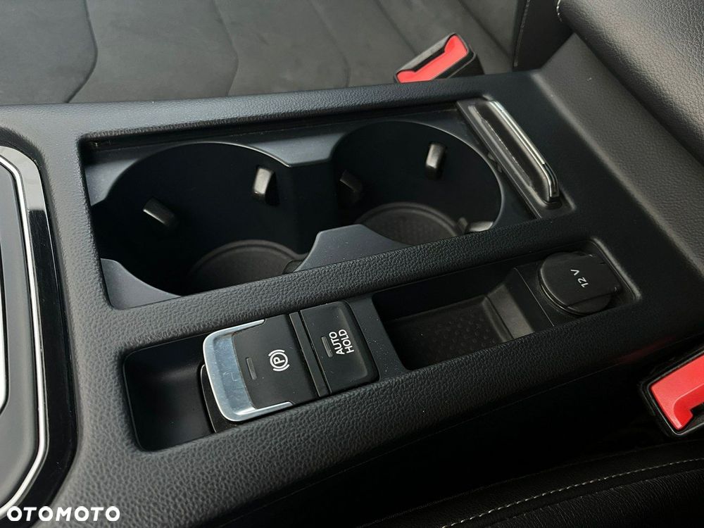 Volkswagen Arteon 2.0 TSI DSG R-Line - 25
