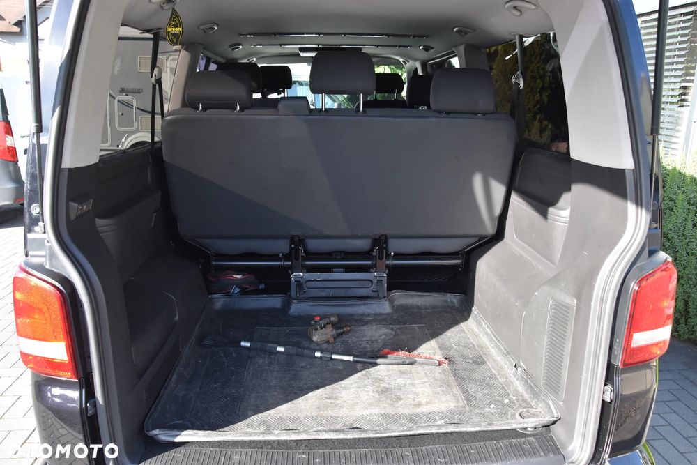 Volkswagen Caravelle - 23
