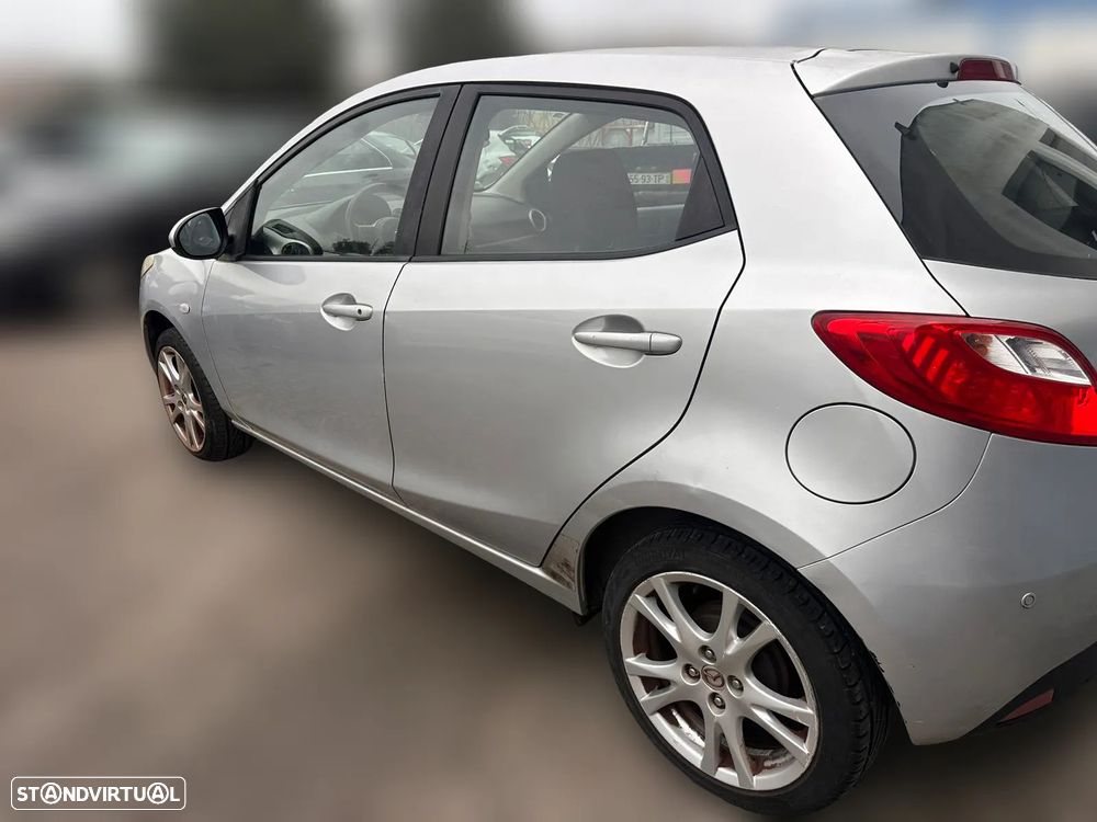 MAZDA 2 Hatchback (DE, DH) 1.3 Gasolina 86 cv  63 kW 2007 - 2015 ZJ46 para peças - 2