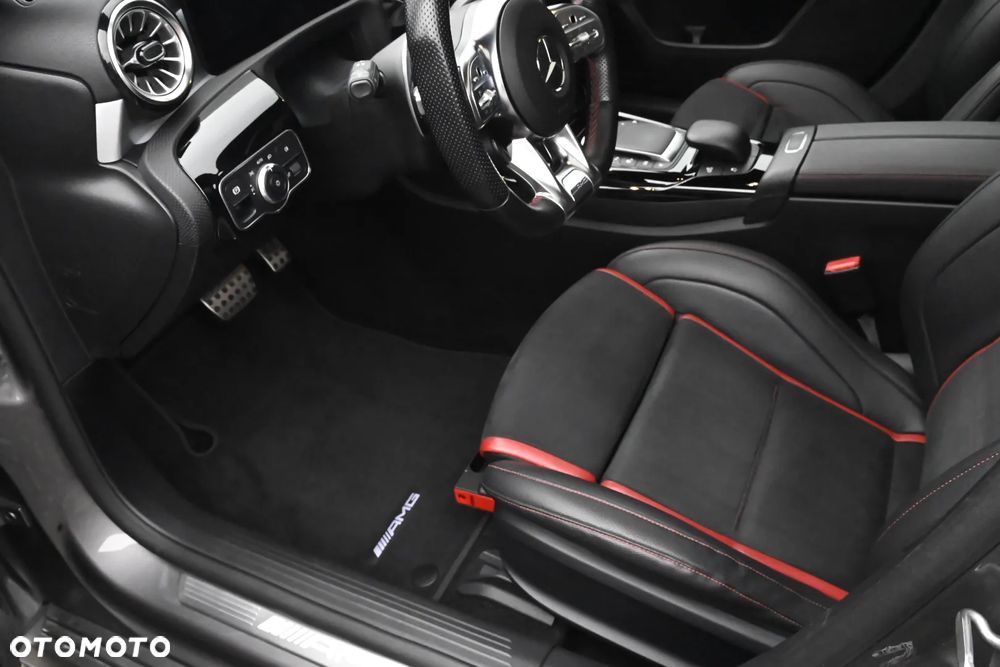 Mercedes-Benz Klasa A 35 AMG 4-Matic 7G-DCT - 21