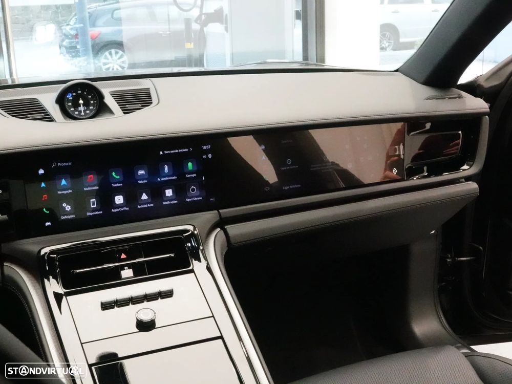 Porsche Panamera - 25