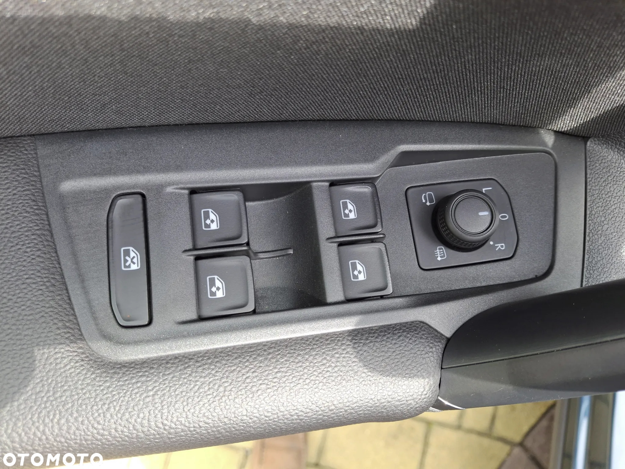 Volkswagen Tiguan 2.0 TDI SCR Life - 23